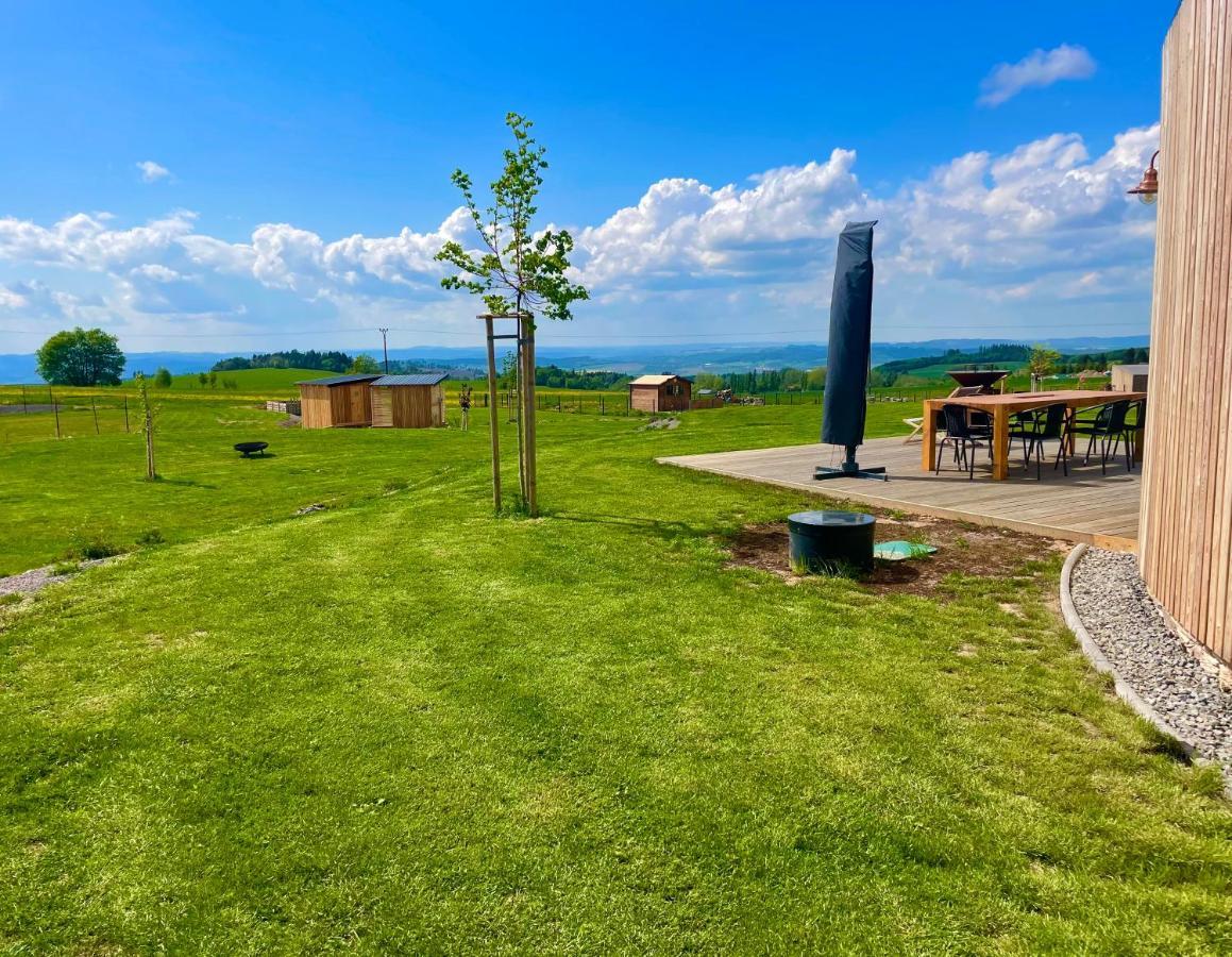 Panorama Korenec Luaran gambar